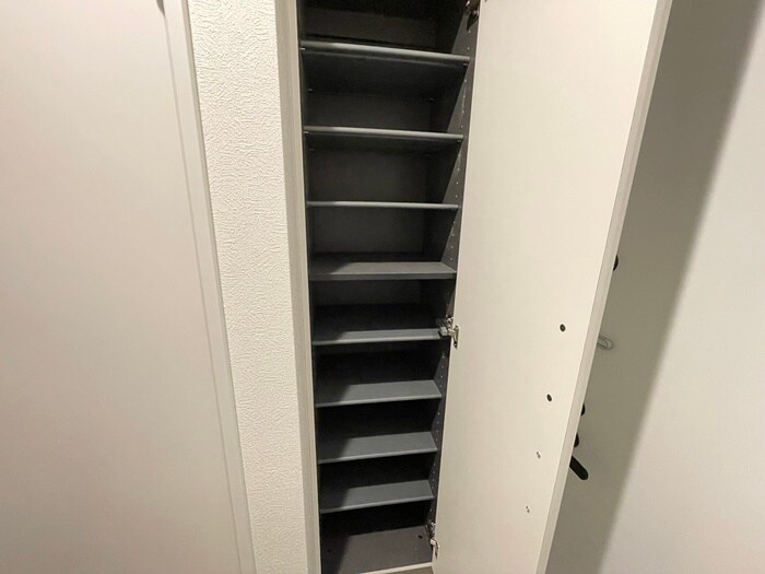 物件内観写真16　(靴箱)