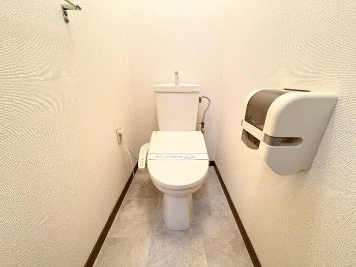 物件内観写真11　(トイレ)