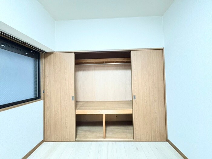 物件内観写真16　(収納)