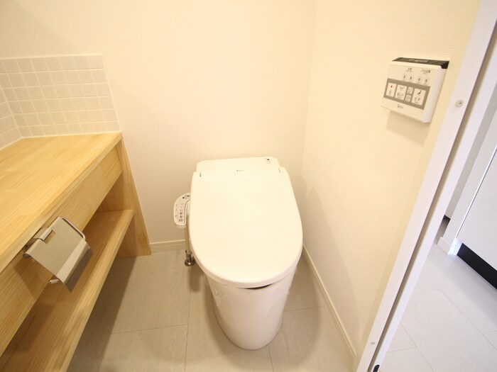 物件内観写真11　(トイレ)