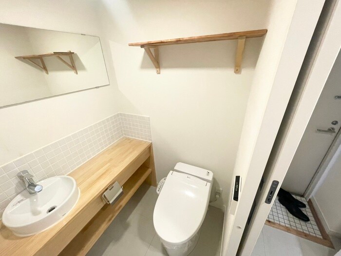 物件内観写真14　(トイレ)