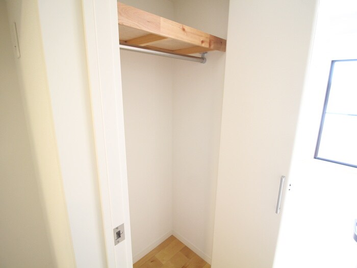物件内観写真14　(収納)