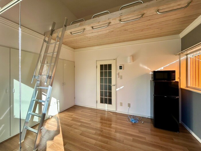 物件内観写真8　(居室)