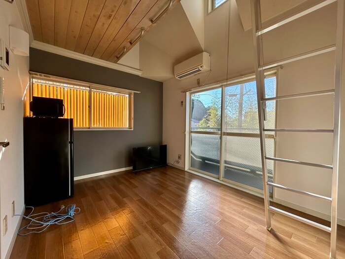 物件内観写真9　(居室)