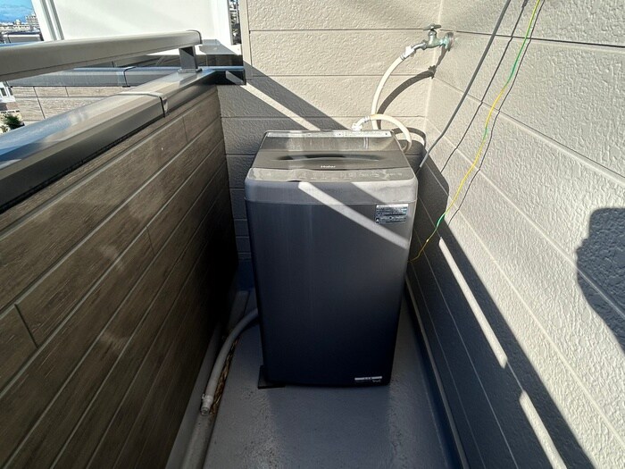 物件内観写真18　(洗濯機置場)