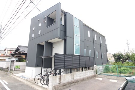 Ｍ`ｓ　ｃｏｕｒｔ外観写真