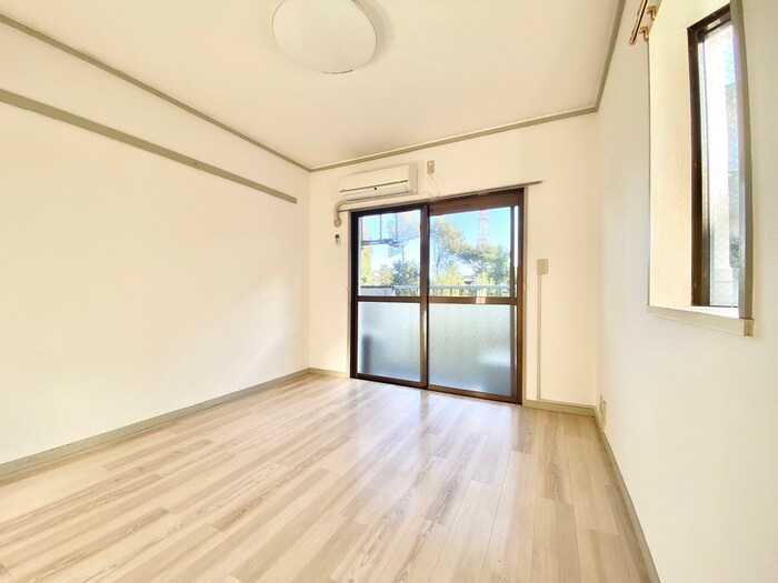 物件内観写真18　(居室)