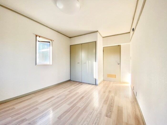 物件内観写真19　(居室)