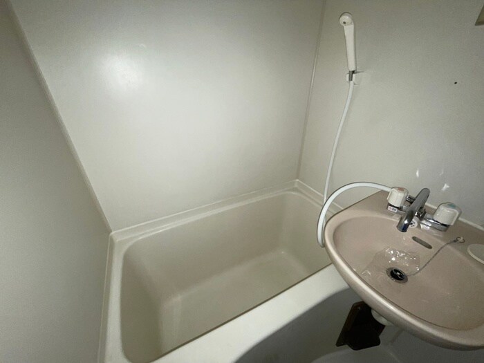 物件内観写真12　(バス／シャワールーム等)