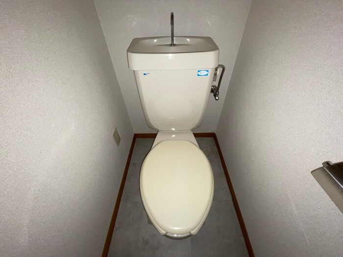 物件内観写真13　(トイレ)