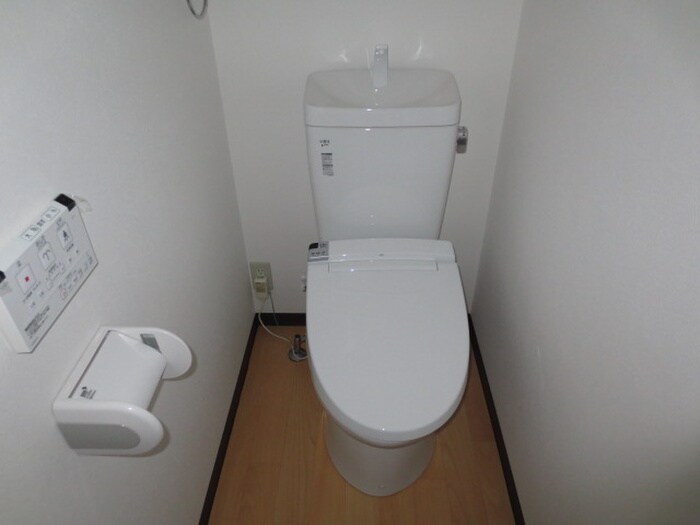 物件内観写真9　(トイレ)