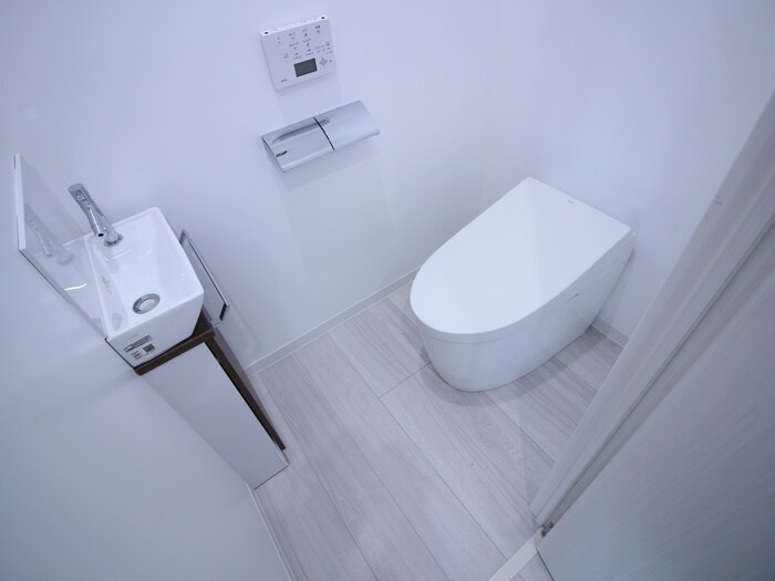 物件内観写真13　(トイレ)