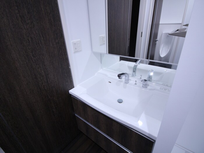 物件内観写真14　(洗面)