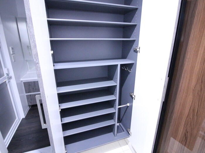 物件内観写真17　(靴箱)