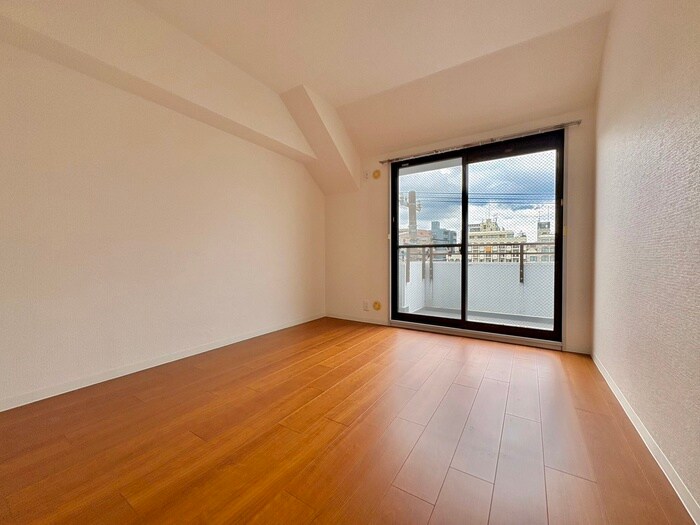 物件内観写真21　(居室)