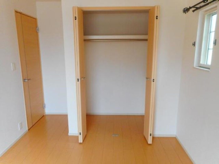 物件内観写真10　(収納)