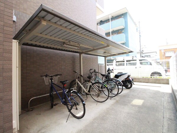 駐輪場