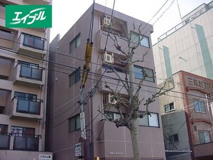 青木ビル外観写真