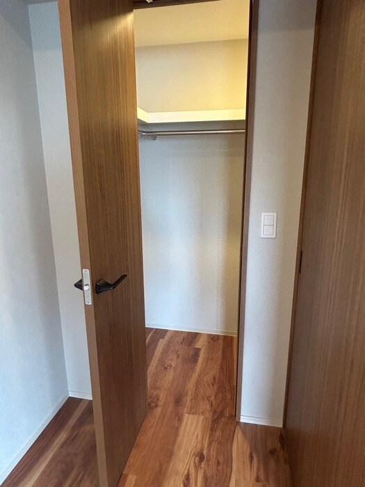 物件内観写真13　(収納)