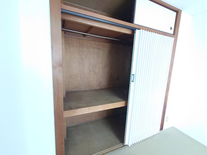 物件内観写真10　(収納)