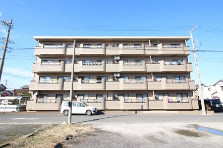 ファミール外観写真