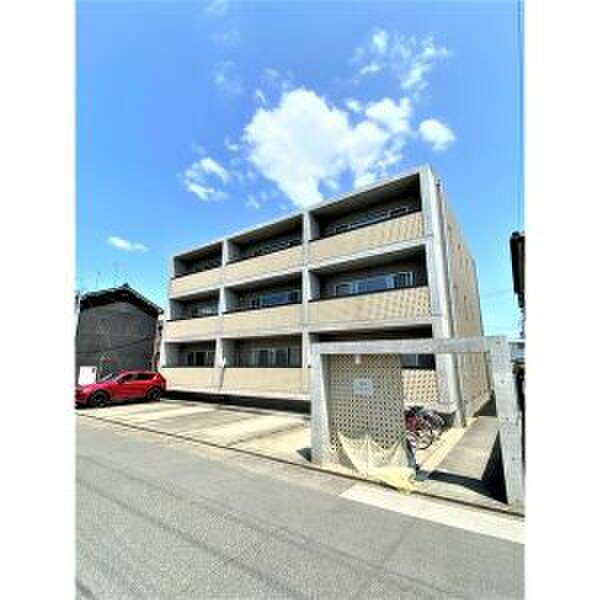 物件外観写真2　(外観写真)