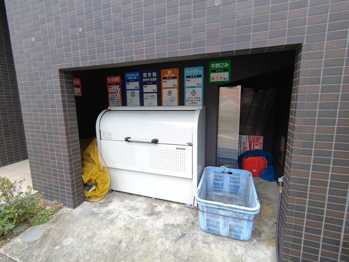 物件外観写真6　(建物設備)