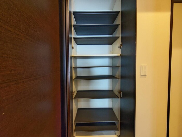 物件内観写真17　(靴箱)