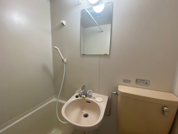 物件内観写真10　(洗面)