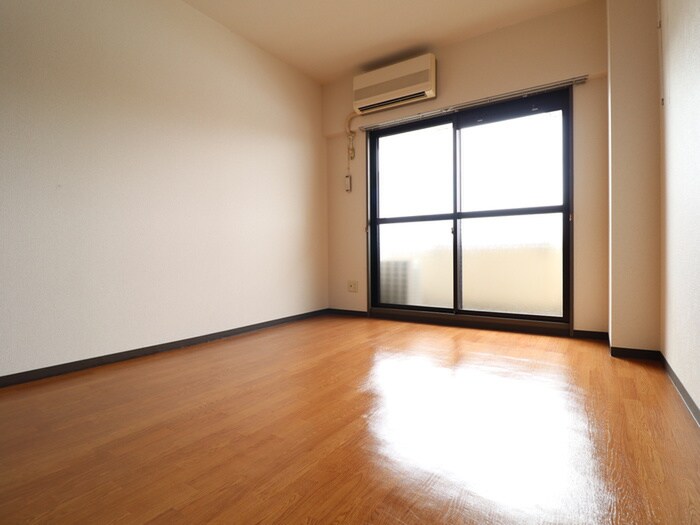 物件内観写真13　(居室)