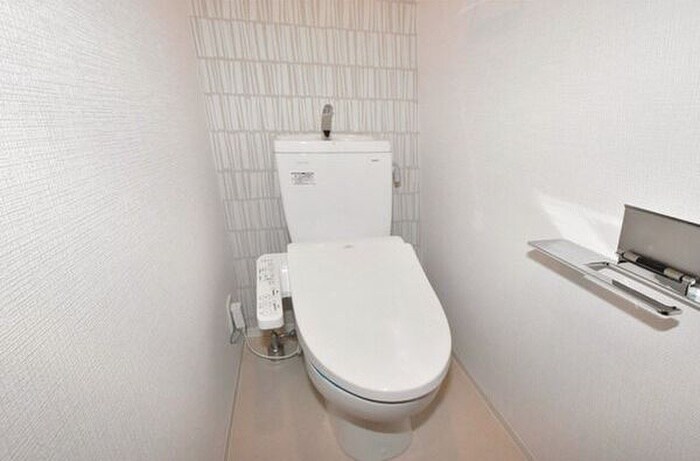 物件内観写真10　(トイレ)