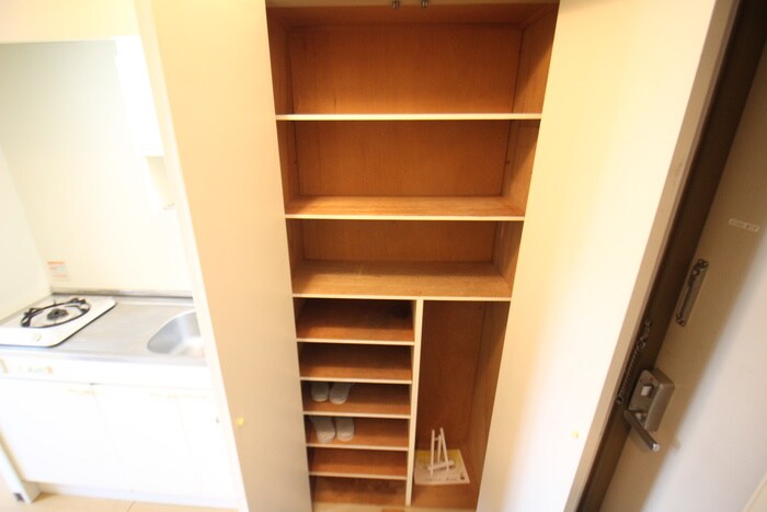 物件内観写真15　(靴箱)