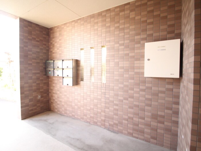 物件外観写真5　(建物設備)