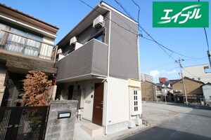 アースクエイク名港外観写真