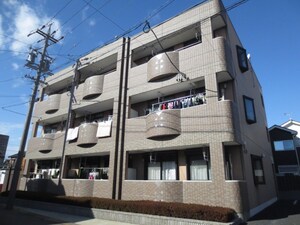ラフォーレ若草外観写真