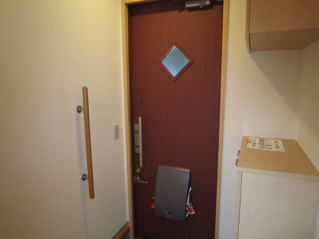 物件内観写真15　(玄関)