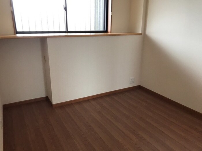 物件内観写真10　(居室)