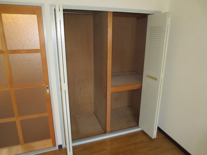 物件内観写真8　(収納)