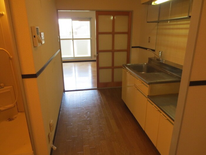 物件内観写真15　(廊下)