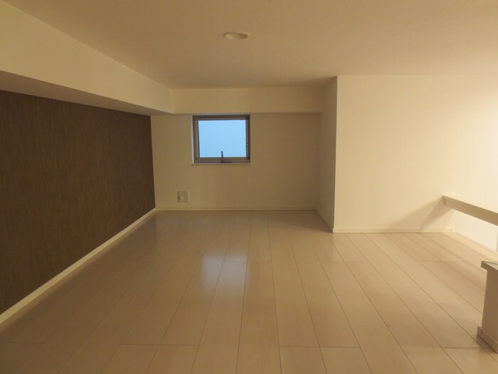 物件内観写真19　(居室)
