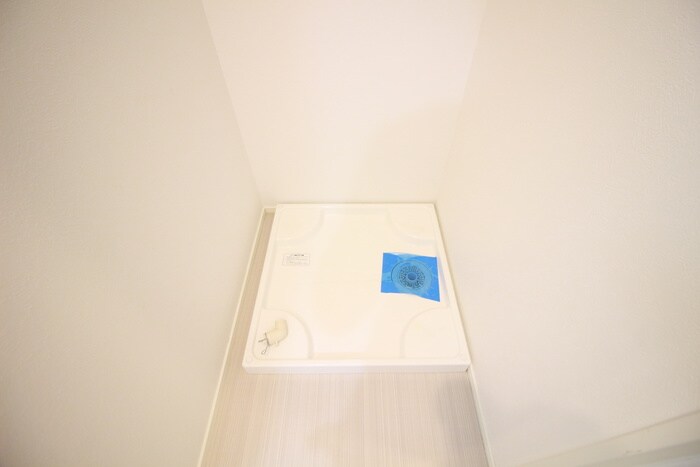 物件内観写真15　(洗濯機置場)