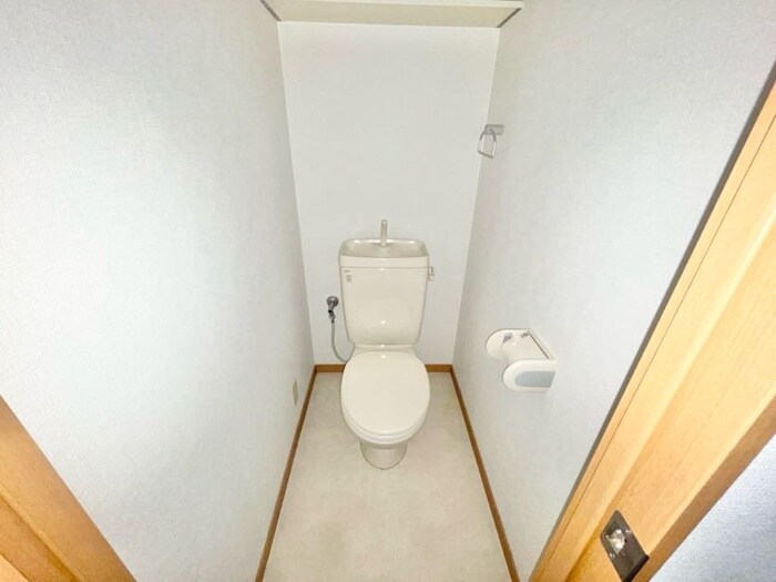 物件内観写真10　(トイレ)