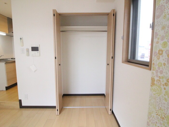 物件内観写真9　(収納)