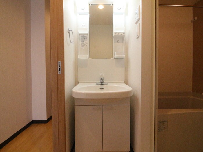 物件内観写真11　(洗面)