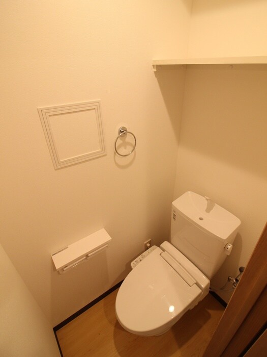 物件内観写真13　(トイレ)