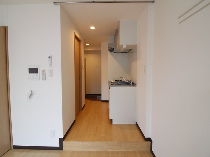 物件内観写真17　(廊下)