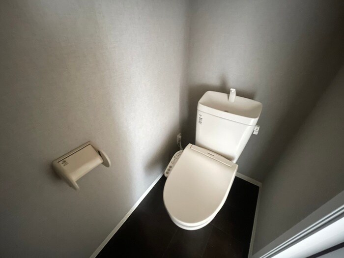 物件内観写真9　(トイレ)