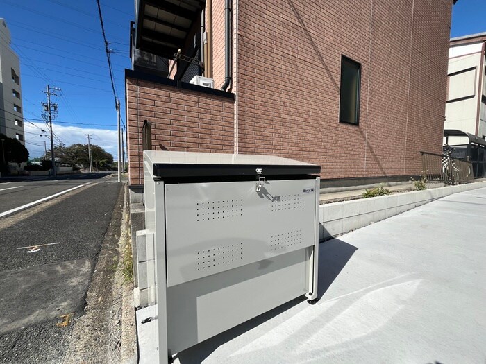 物件外観写真4　(建物設備)