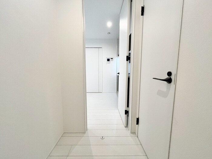 物件内観写真17　(廊下)