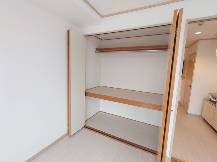 物件内観写真12　(収納)
